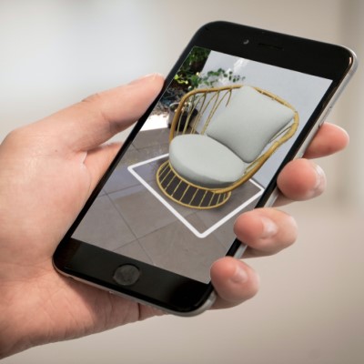 Augmented reality for iOS, Android and WebAR with product personalization